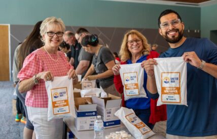 United Way Volunteers Assemble 1,000 Emergency Preparedness Kits - United Way of San Antonio and Bexar County