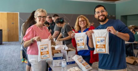 United Way Volunteers Assemble 1,000 Emergency Preparedness Kits - United Way of San Antonio and Bexar County